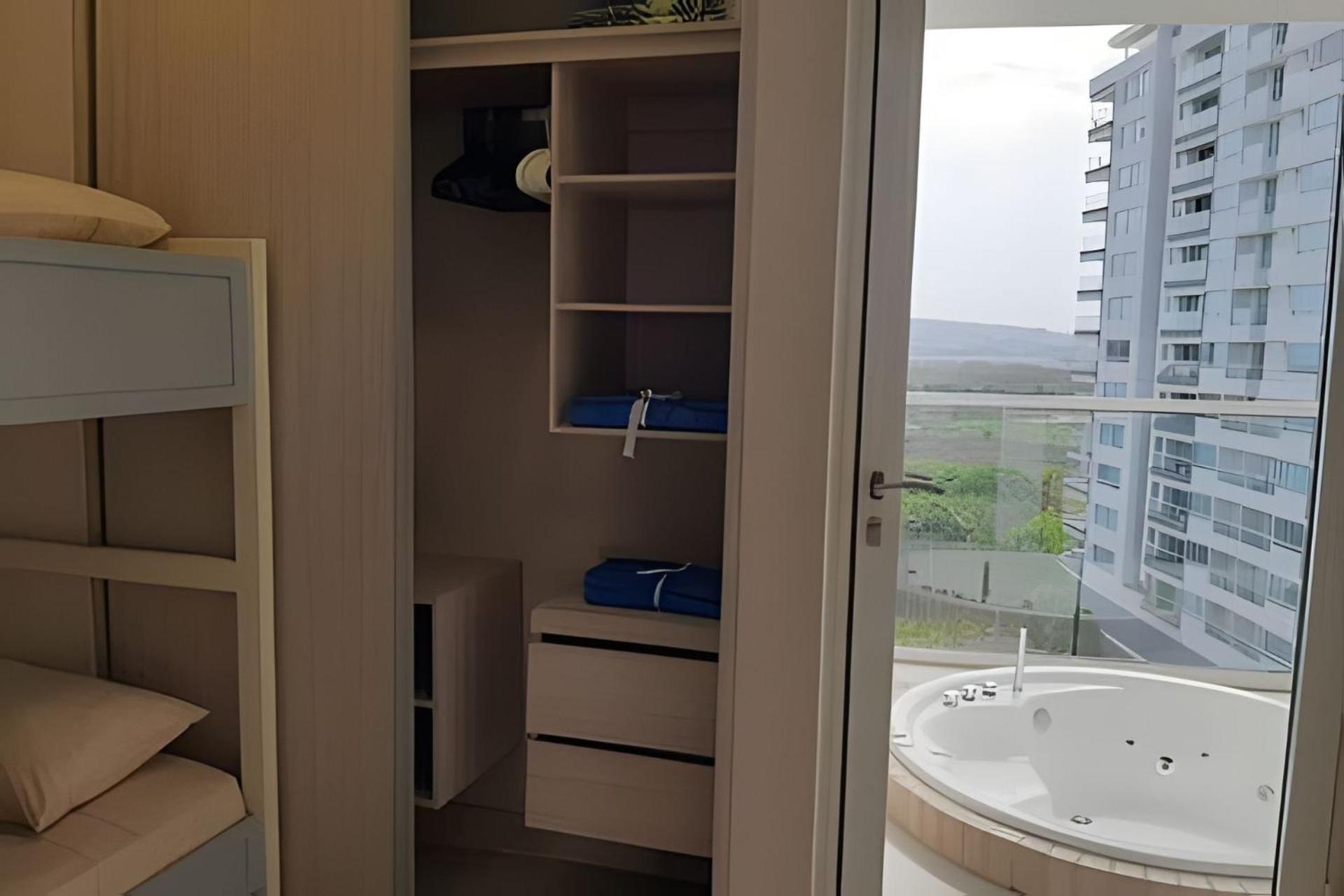 2 Dormitorios Jacuzzi Y Vista Mar. Frente A Playa Cartagena  Exterior foto
